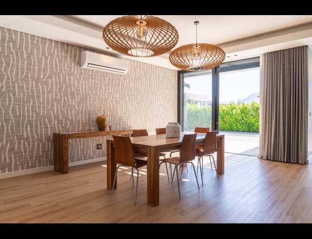 5 BEDROOM HOUSE FOR SALE IN VAL DE VIE ESTATE